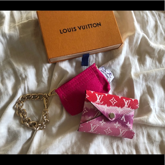 Louis Vuitton Kirigami red ombre - Picture 2 of 3